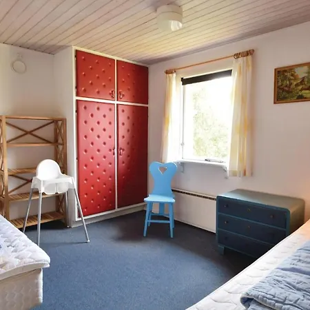 Holiday Juelsminde With A Fireplace 02 Дом отдыха